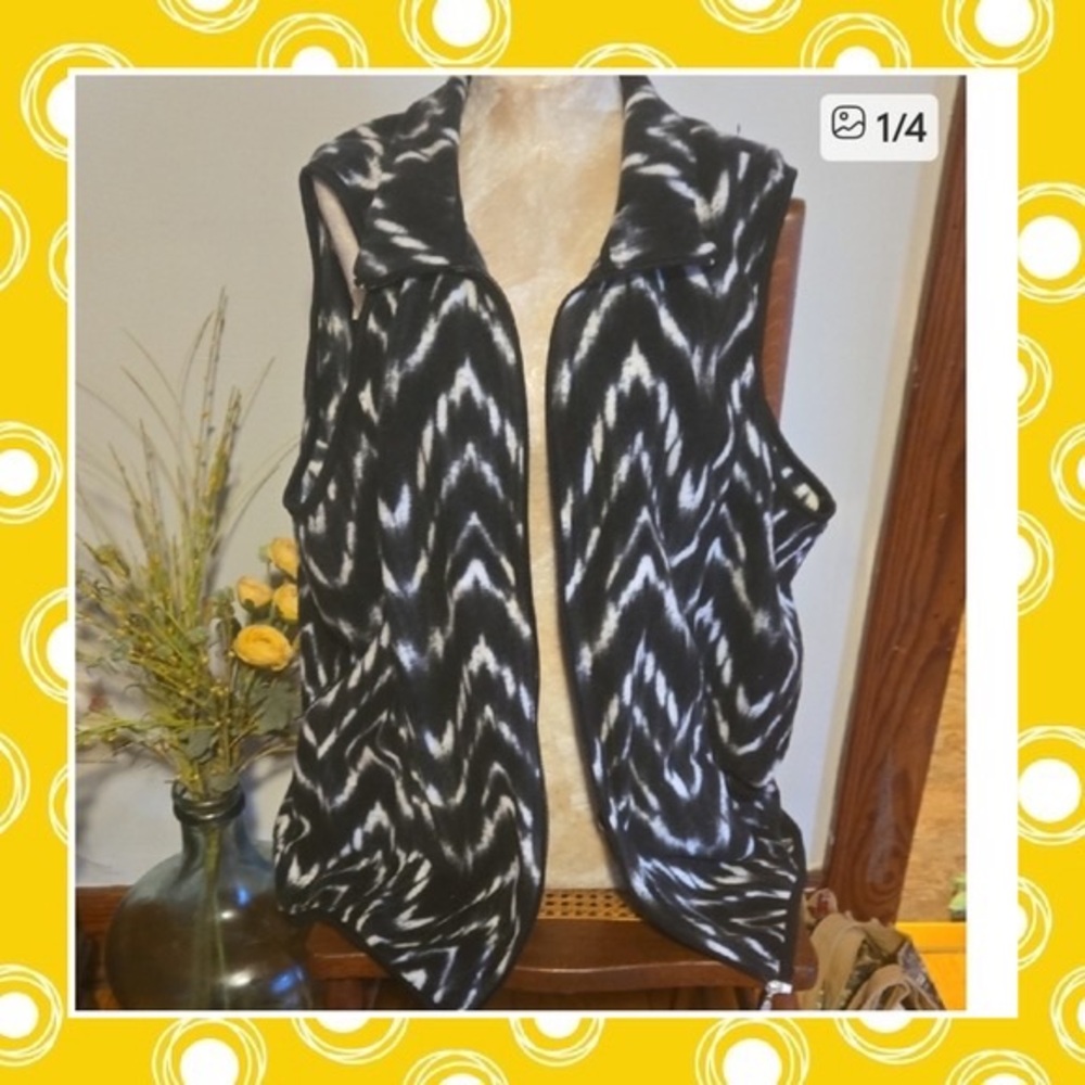 French Laundry Black and White Knit